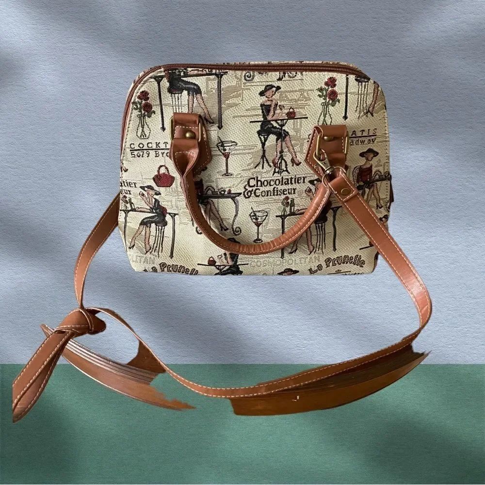 Italian Shoulder Bag With Paris Cafe Print